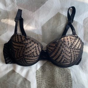 Chantelle demi bra 34D